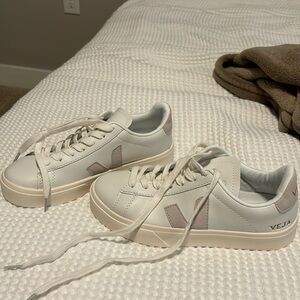 Veja campo sneakers (dhgate)